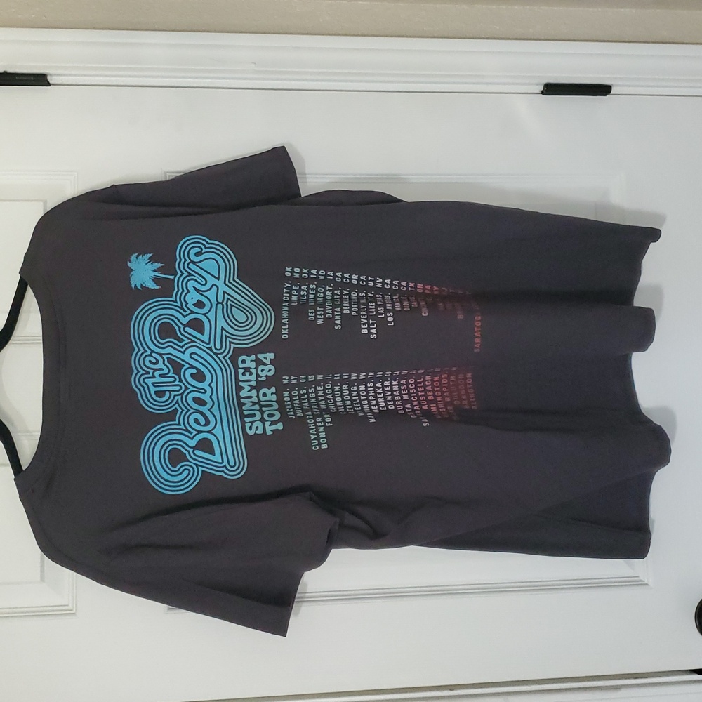Maurices Graphic Tee - Gray with Blue and Red - Picture 5 of 5